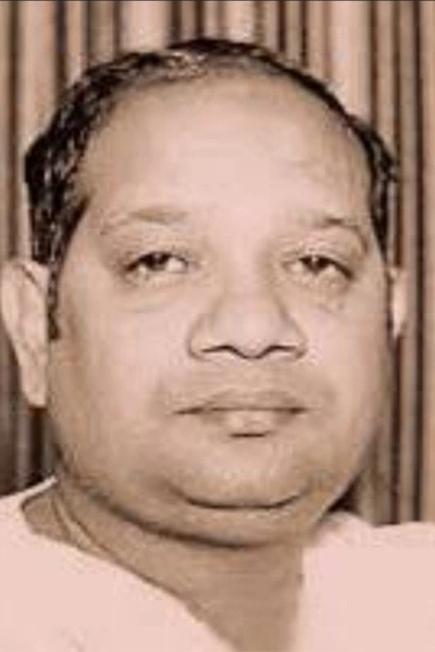 K. Chakravarthy